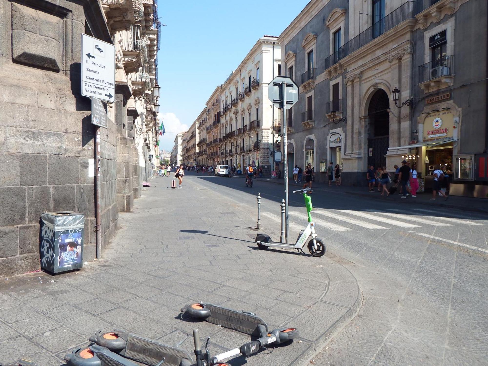 Holiday Home Ettore Catania Luaran gambar