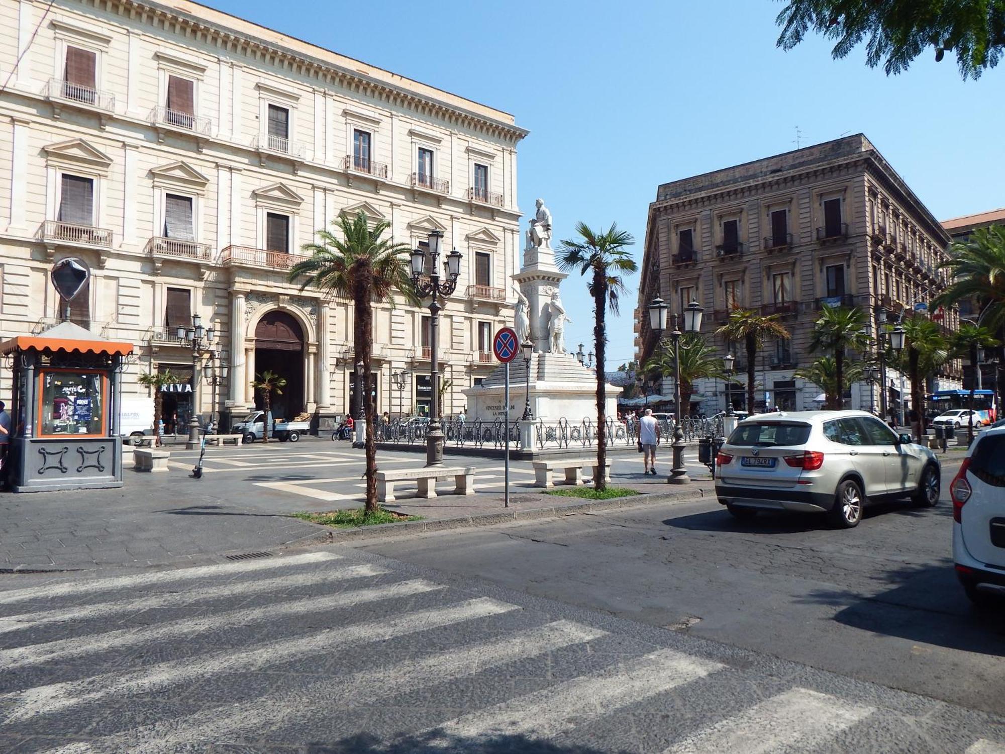 Holiday Home Ettore Catania Luaran gambar