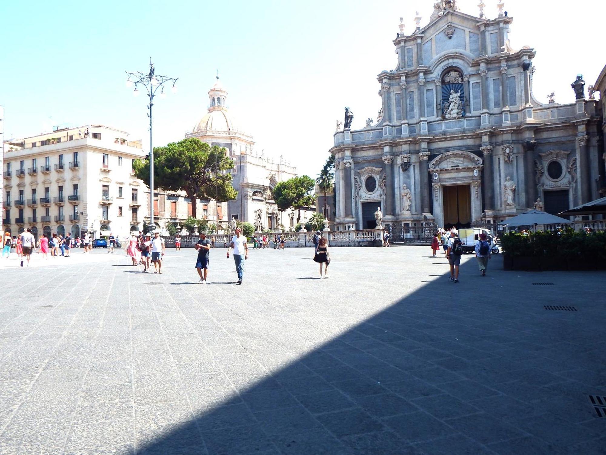 Holiday Home Ettore Catania Luaran gambar