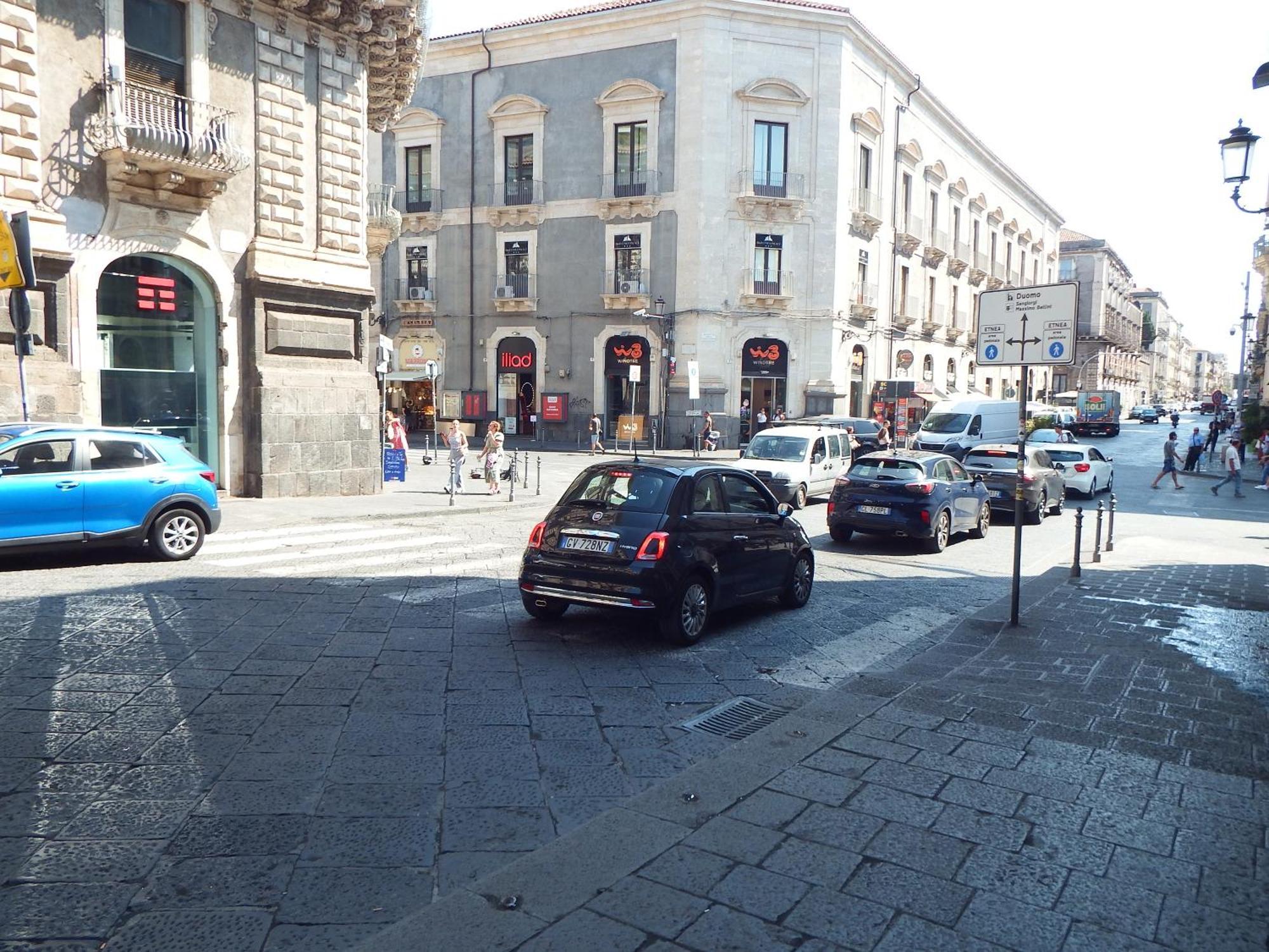 Holiday Home Ettore Catania Luaran gambar