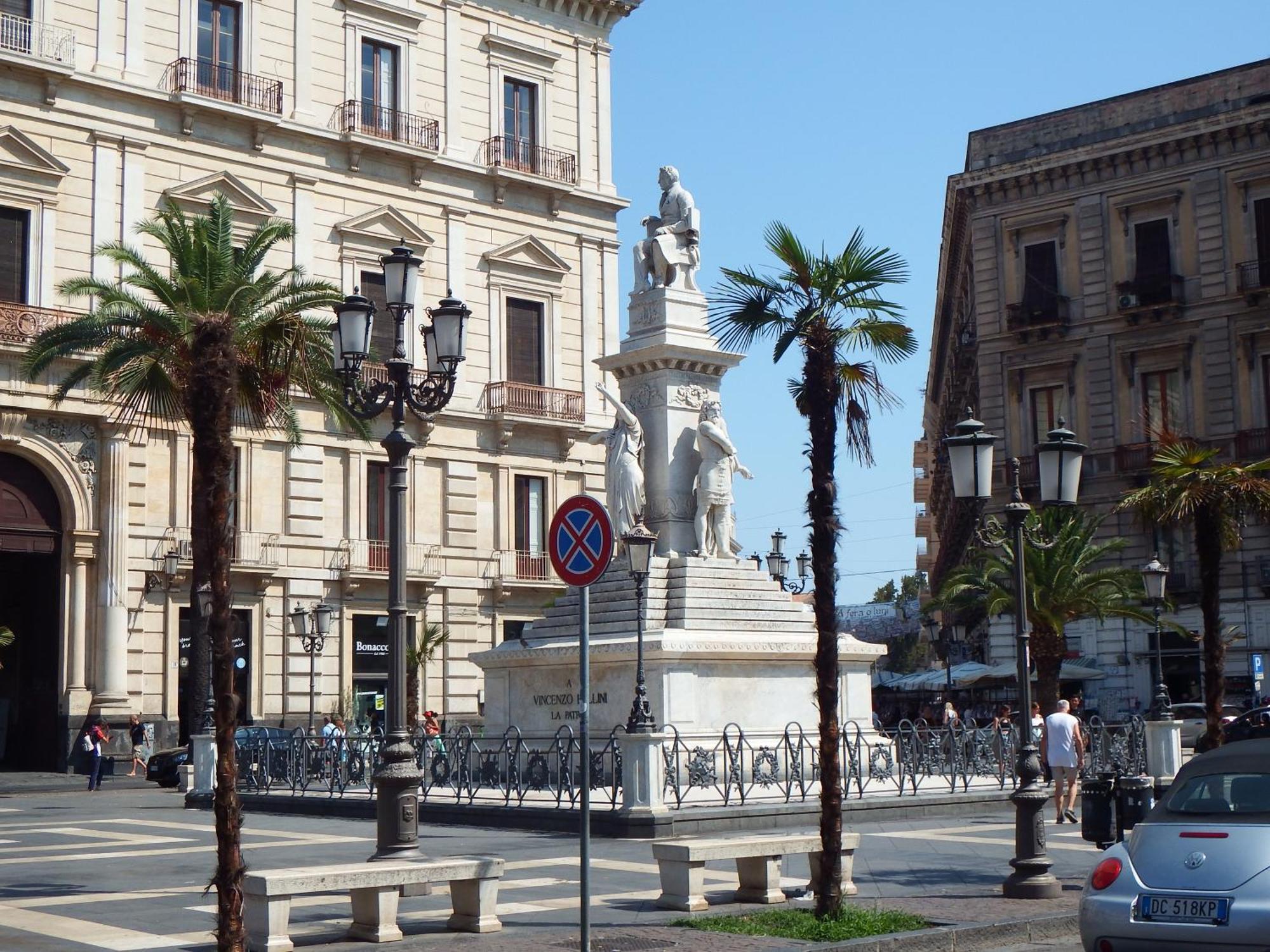 Holiday Home Ettore Catania Luaran gambar